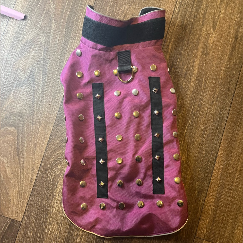 Dog Rivet Vest - Picture 2 of 6